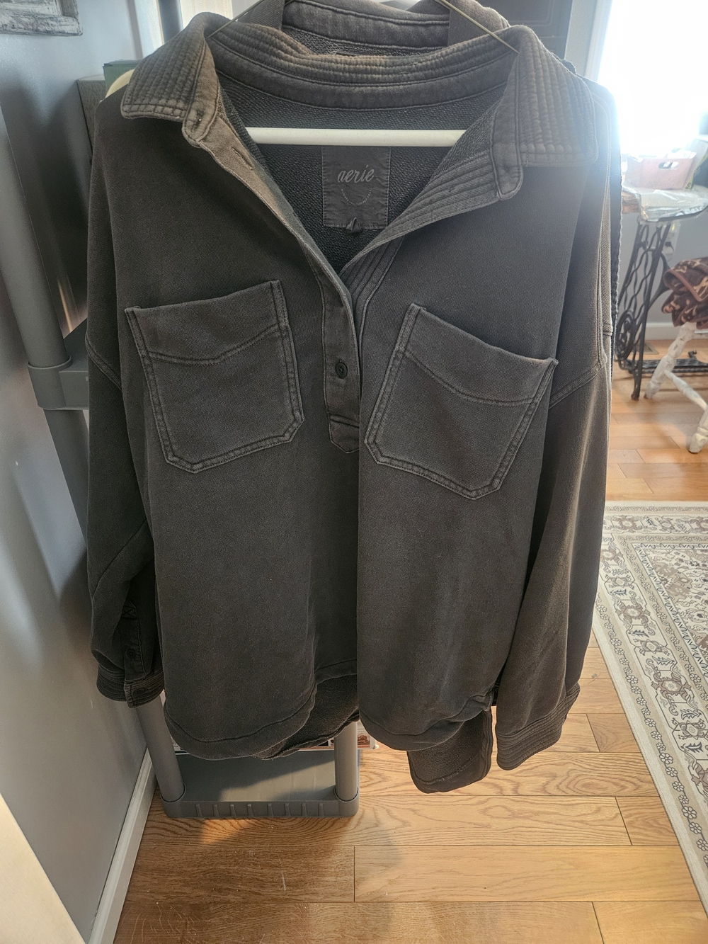 aerie faded black long-sleeve pullover with front pockets